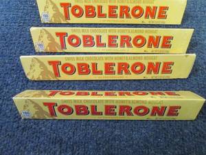 lot 335 image: 4- 3.52 oz Toblerone...