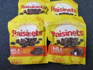 lot 338 image: 4- 8 oz Raisinets...