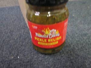 lot 348 image: 11- 10 oz Famous Daves Pickle Relis...