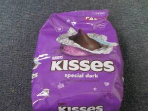 lot 380 image: 32.1 oz Hersheys Special Dark Kiss...
