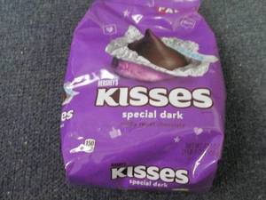 lot 382 image: 32.1 oz Hersheys Special Dark Kiss...