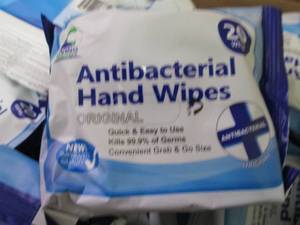 lot 390 image: 36- 20 pks  Antibacterial Wipes...