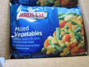 lot 442 image: 12- 16 oz pkg FROZEN Birds Eye Clas...