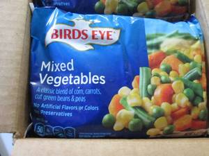 lot 444 image: 12- 16 oz pkg FROZEN Birds Eye Clas...