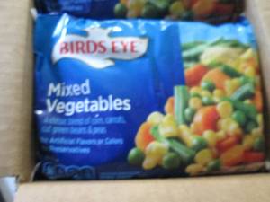 lot 445 image: 12- 16 oz pkg FROZEN Birds Eye Clas...