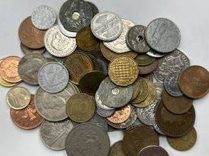 1 Pound of Unsearched Foreign Coins