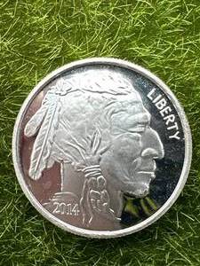 1oz .999 Bison  Sioux Silver Round