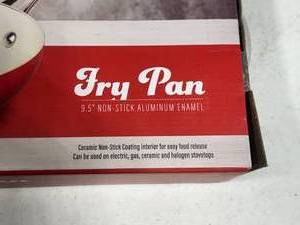 9.5 Fry Pan. New in Box.