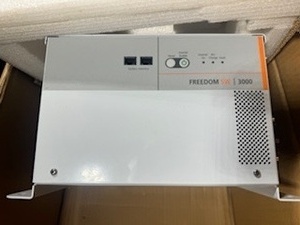 Xantrex Freedom SW 3000 InverterCharger