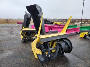 lot 38 image: SnowWolf UltraBlower SSB-51