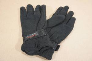lot 143 image: Griffin Winter Wear Insulated Gloves
