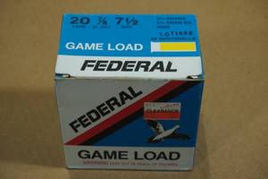 lot 203 image: 25 Federal 20 Gauge 2-34 7-12 Shot Shotshells