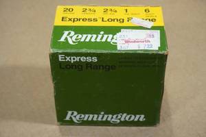 lot 204 image: 25 Remington Express 20 Gauge 2-34 6 Shot Shotshells