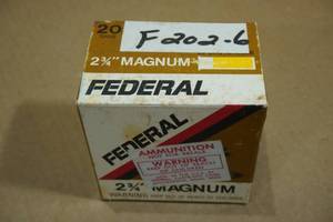 lot 209 image: 25 Federal 20 Gauge 2-34 Magnum 6 Shot Shotshells