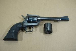 lot 1D image: 1972 Colt New Frontier .22 LR Revolver - with .22 Mag Cylinder