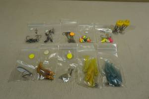 lot 31 image: Assorted Ice Fishing Tackle