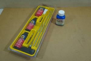 lot 42 image: Outers Gun Cleaning Kit