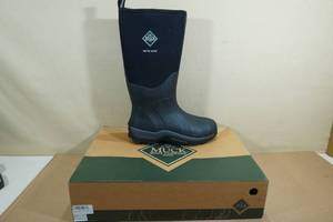lot 65 image: Muck Boot Mens Extreme Conditions Arctic Sports Boots -Size 15
