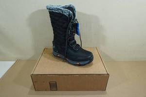 lot 106 image: Korkers Womens Southlake Winter Boots -Size 8