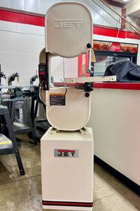 lot 316 image: JET 14 Inch Woodworking Bandsaw