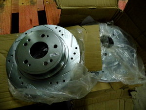 Pair of rear brake rotors for unknown vehicle