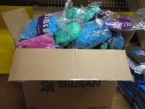 OO Variety lot of Easter misc. May contain (but not limited to items such as) many various easter items for decorating, easter egg hunts, filling baskets, and more, check out each picture for each lot for accurate description.