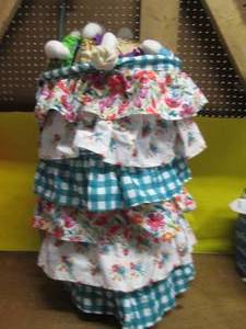 OO Variety lot of Easter misc. May contain (but not limited to items such as) many various easter items for decorating, easter egg hunts, filling baskets, and more, check out each picture for each lot for accurate description.