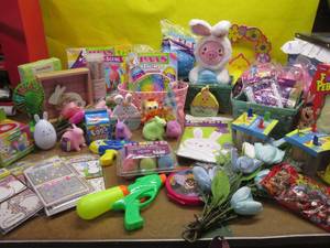 OO Variety lot of Easter misc. May contain (but not limited to items such as) many various easter items for decorating, easter egg hunts, filling baskets, and more, check out each picture for each lot for accurate description.