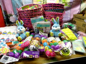 LL Variety lot of Easter misc. May contain (but not limited to items such as) many various easter items for decorating, easter egg hunts, filling baskets, and more, check out each picture for each lot for accurate description.