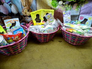 KK Variety lot of Easter misc. May contain (but not limited to items such as) many various easter items for decorating, easter egg hunts, filling baskets, and more, check out each picture for each lot for accurate description.