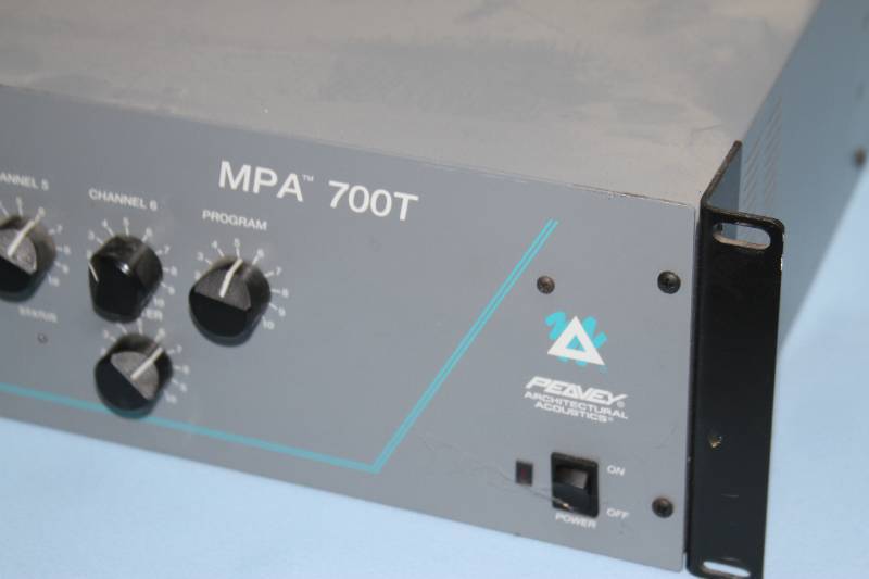 lot 128 image: Peavey MPA 700T Modular Series 7-Channel Pro Audio Amplifier  Mixer  Preamplifier