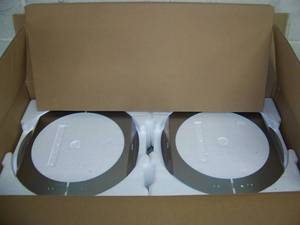 lot 60 image: PAIR of Crestron SAROS IC6T-W-T 2-Way In-Ceiling White Pro Audio Speakers
