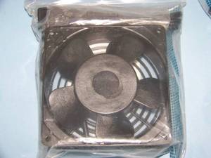 lot 68 image: Lot of 5 NEW Middle Atlantic QFAN Quiet Operation 50cfm 4.5 Rack Fans