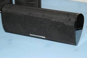 lot 36 image: Harman Kardon 5.1-Channel High-End Surround Sound Audio System with TS18 Subwoofer