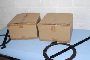 lot 22 image: Pair of New (Never Used) Biamp Donono C-IC6 2-Way 6.5 60-Watt Pro Audio Ceiling Loudspeakers  Speakers