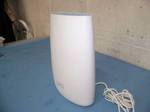 lot 49 image: Netgear Orbi RBR50 Tri-Band Add-On Satellite Unit for Mesh WiFi and Power Supply
