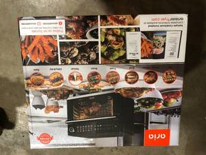 ARIA Ariawave 36 qt. Black Air Fryer Oven   Customer Returns See Pictures