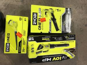 Lot of Assorted Lawn Care Items Various Models and Conditions   Customer Returns See Pictures