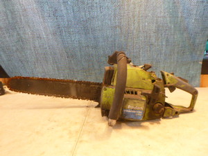 lot 10 image: Poulan 16 Chain Saw