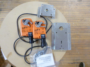lot 55 image: 2 Belimo Damper Actuators