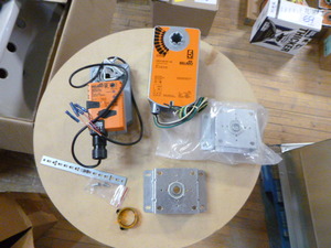 lot 92 image: 2 Belimo Damper Actuators
