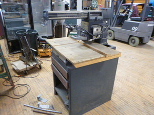 lot 111 image: Wards Powr-Kraft 10 Radial Arm Saw