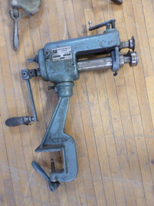 lot 118 image: Roper Whitney Pexto Crimper