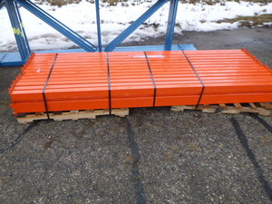 lot 5 image: 26 - 10 Pallet Racking Beams