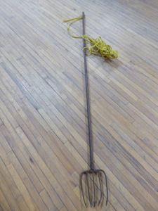 lot 130 image: Fishing Spear