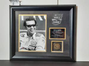 lot 120 image: Limited Edition 1452010 Richard Petty 2010 NHOF Inductee, 10K Gold Plated Coin licensed by NASCAR