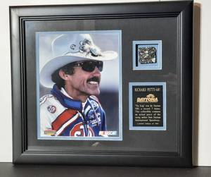 lot 126 image: Authenticated Limited Edition 1151981 Richard Petty, 7-time winner of the Daytona 500, professionally framed