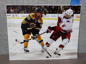 lot 70 image: NHL Boston Bruins Marc Savard signed this photo. 11 x 14.