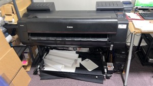 lot 4 image: Canon ImagePrograf Pro-4000 Photographic Large Format Inkjet Printer, 44 inch