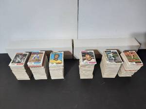lot 279 image: 2 boxes of 1974 Topps Baseball trading cards